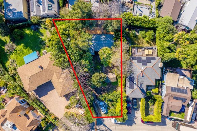 3864 Clayton Avenue, Los Angeles, CA 90027