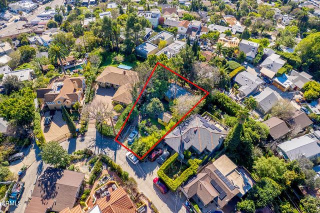 3864 Clayton Avenue, Los Angeles, CA 90027