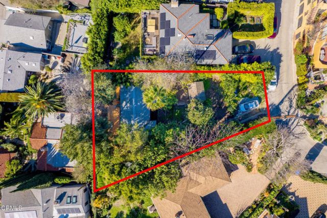 3864 Clayton Avenue, Los Angeles, CA 90027