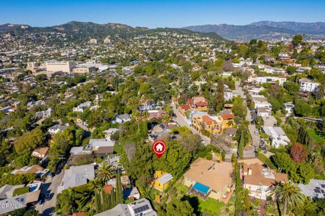 3864 Clayton Avenue, Los Angeles, CA 90027