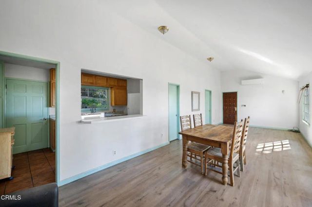 3864 Clayton Avenue, Los Angeles, CA 90027