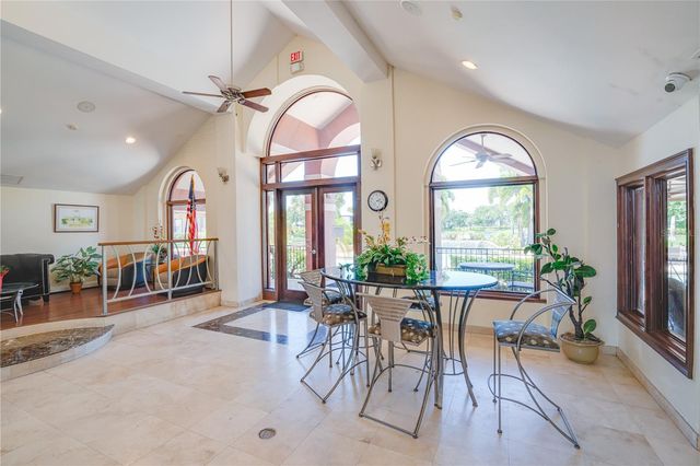 10263 GANDY BOULEVARD N 2106, St Petersburg, FL 33702