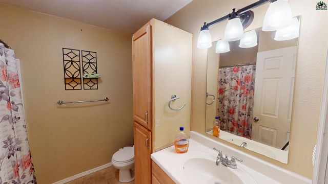 851 SHELLINGER STREET, North Pole, AK 99705