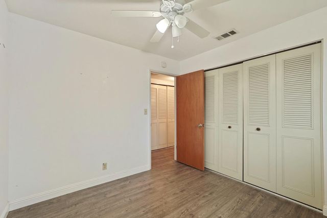 210 Ridge Dr, Lodi, CA 95240