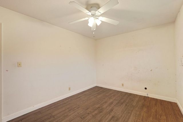 210 Ridge Dr, Lodi, CA 95240