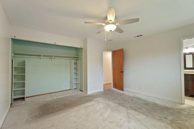 210 Ridge Dr, Lodi, CA 95240