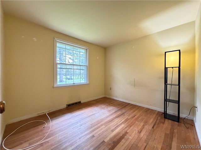 5850 Seufert Road, Orchard Park, NY 14127