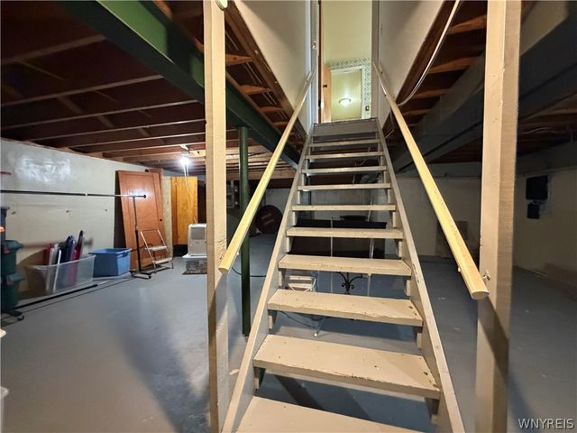 5850 Seufert Road, Orchard Park, NY 14127