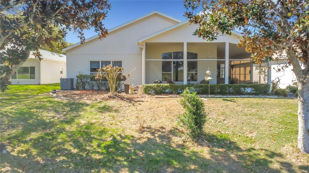 Image 50 of property listing at 4919 LONG MEADOW DRIVE, Leesburg, FL 34748