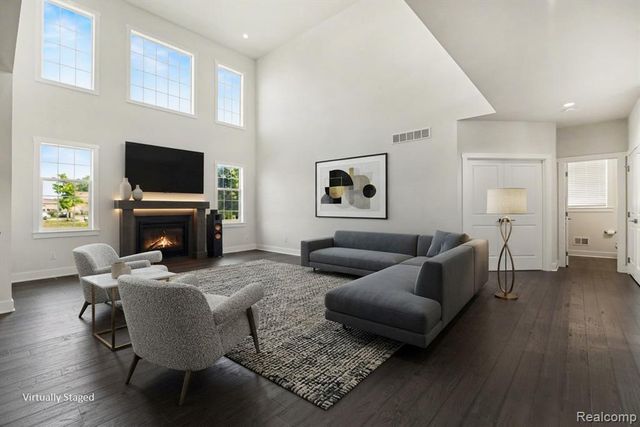 1419 Napa, Canton, MI 48187