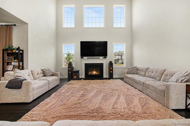 1419 Napa, Canton, MI 48187