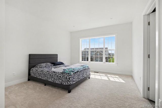 1419 Napa, Canton, MI 48187