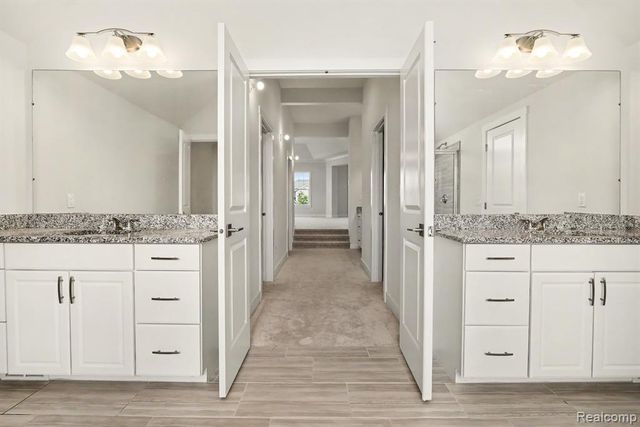 1419 Napa, Canton, MI 48187