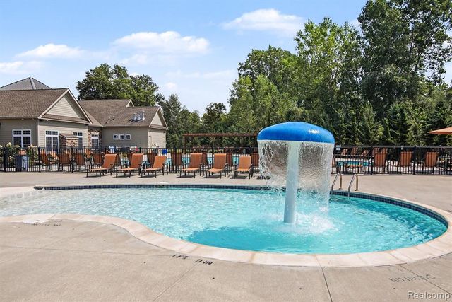 1419 Napa, Canton, MI 48187