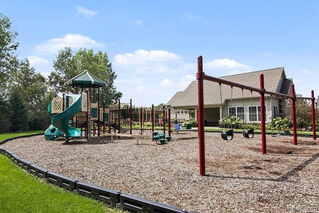 1419 Napa, Canton, MI 48187