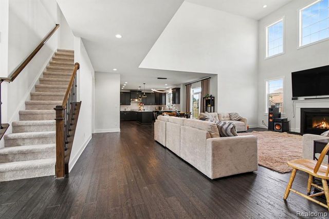 1419 Napa, Canton, MI 48187
