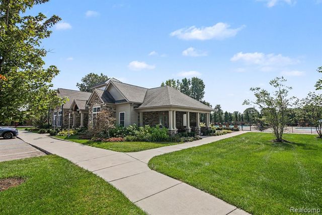 1419 Napa, Canton, MI 48187