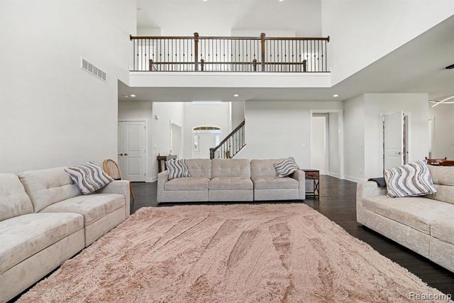 1419 Napa, Canton, MI 48187