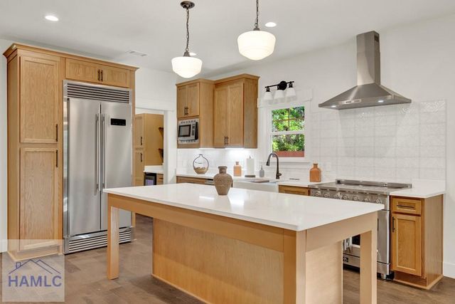 45 Dutchmans Cove Road, Midway, GA 31320