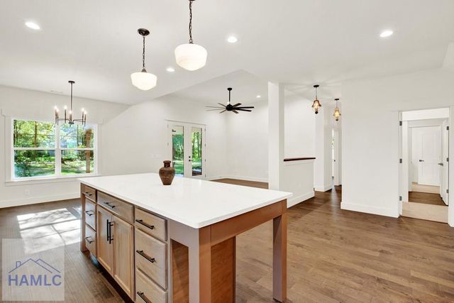 45 Dutchmans Cove Road, Midway, GA 31320