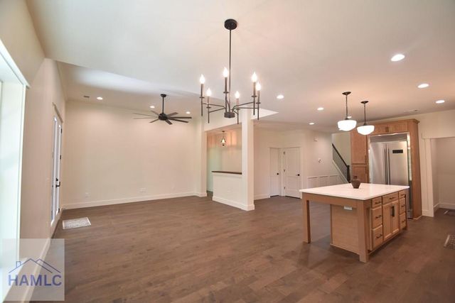 45 Dutchmans Cove Road, Midway, GA 31320