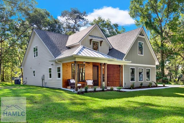 45 Dutchmans Cove Road, Midway, GA 31320