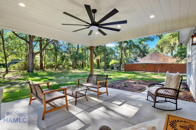 45 Dutchmans Cove Road, Midway, GA 31320