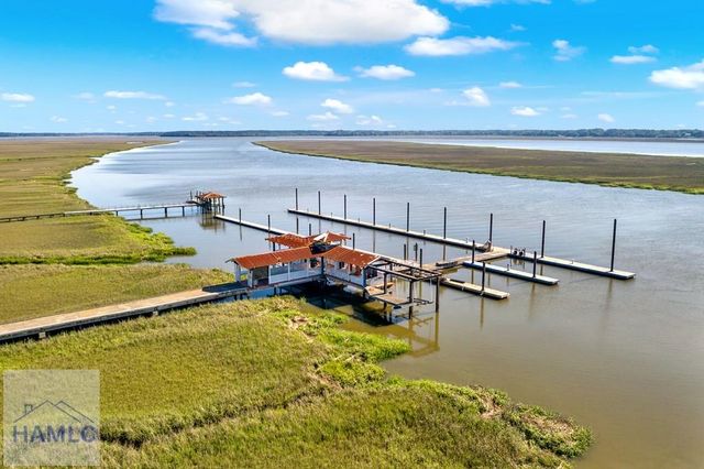 45 Dutchmans Cove Road, Midway, GA 31320