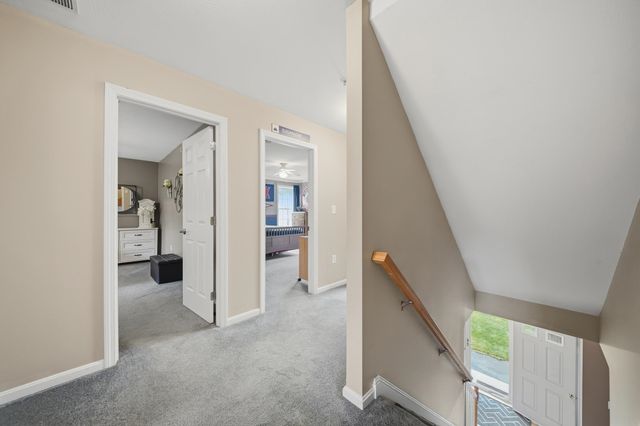 98 Lady Slipper Lane, Chester, NH 03036