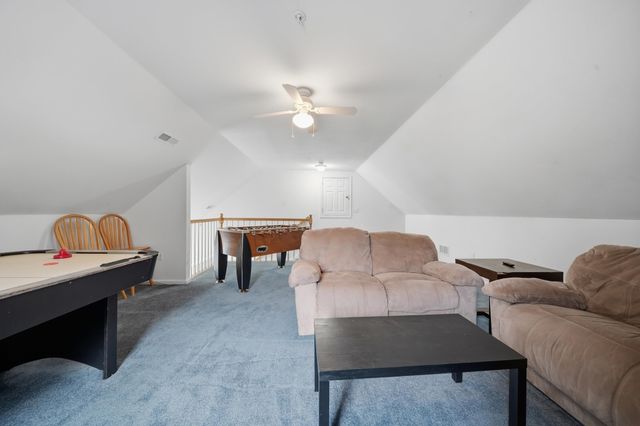 98 Lady Slipper Lane, Chester, NH 03036