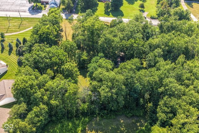 13182 Cyntheanne Road, Fishers, IN 46037