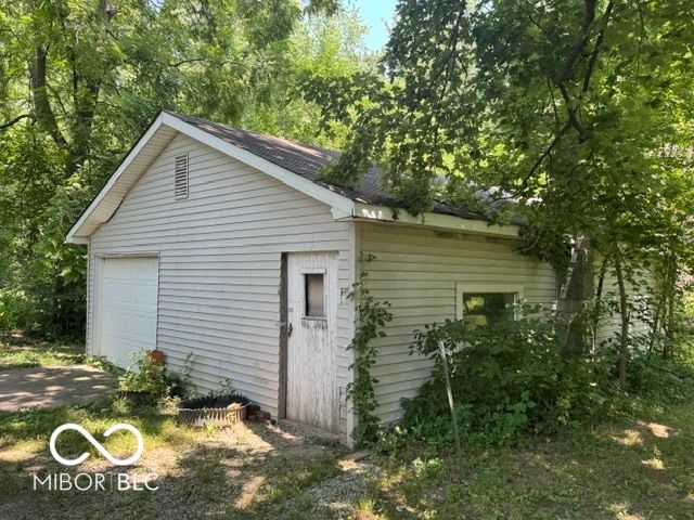 13182 Cyntheanne Road, Fishers, IN 46037