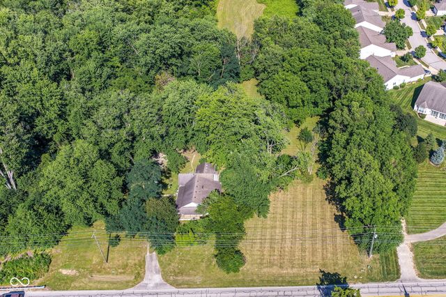 13182 Cyntheanne Road, Fishers, IN 46037