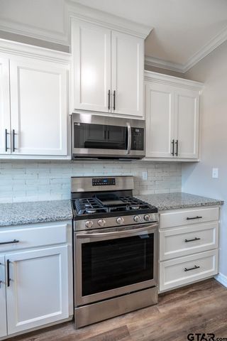 504 Cornerstone, Lindale, TX 75771