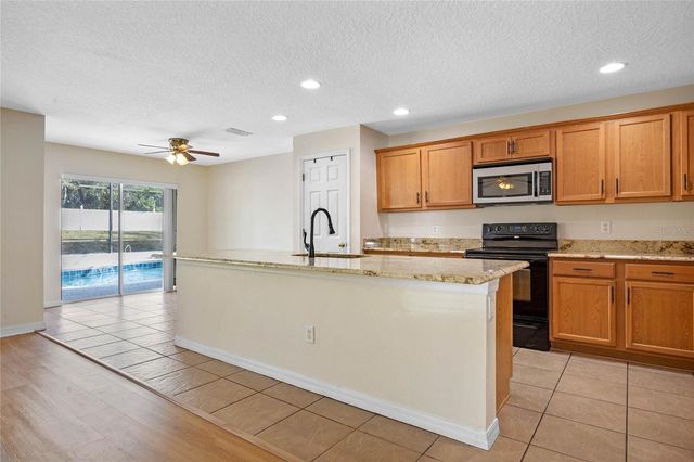 2439 BREEZY MEADOW ROAD, Apopka, FL 32712