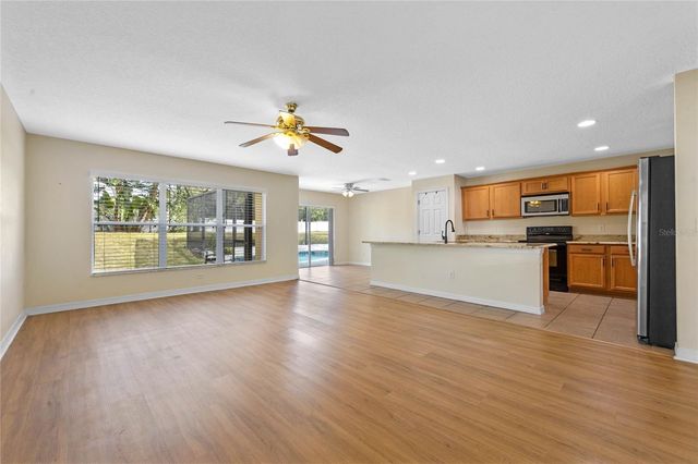 2439 BREEZY MEADOW ROAD, Apopka, FL 32712