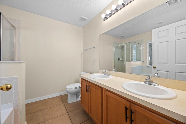 2439 BREEZY MEADOW ROAD, Apopka, FL 32712