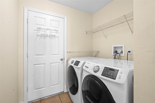 2439 BREEZY MEADOW ROAD, Apopka, FL 32712