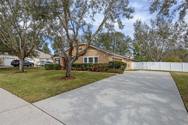 2439 BREEZY MEADOW ROAD, Apopka, FL 32712