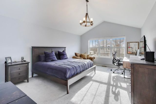 3223 N Heritage Lane, Arlington Heights, IL 60004