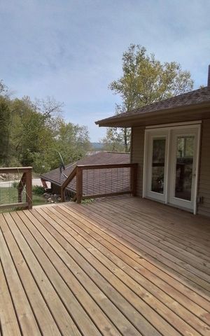 1596 Highwood Drive, La Crescent, MN 55947