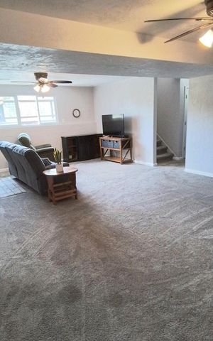 1596 Highwood Drive, La Crescent, MN 55947