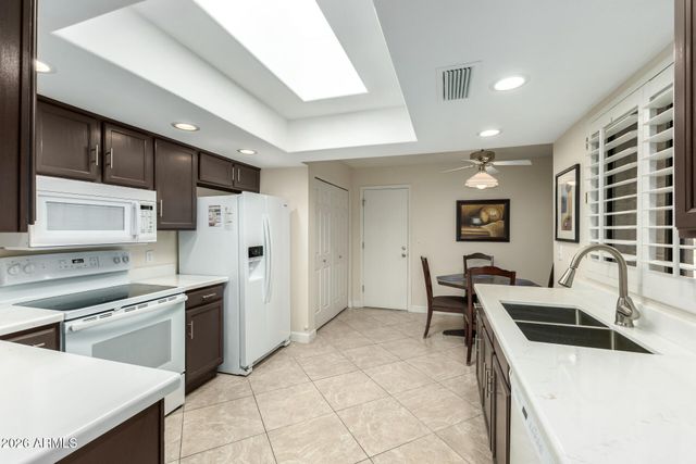 9634 W TONTO Lane, Peoria, AZ 85382