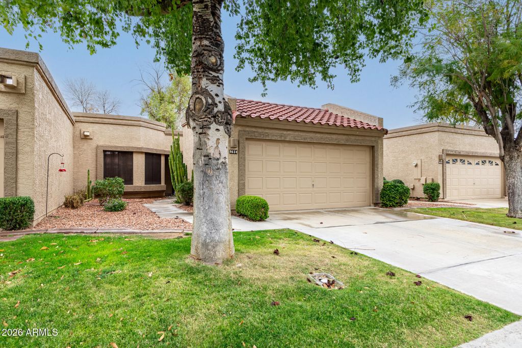 9634 W TONTO Lane, Peoria, AZ 85382
