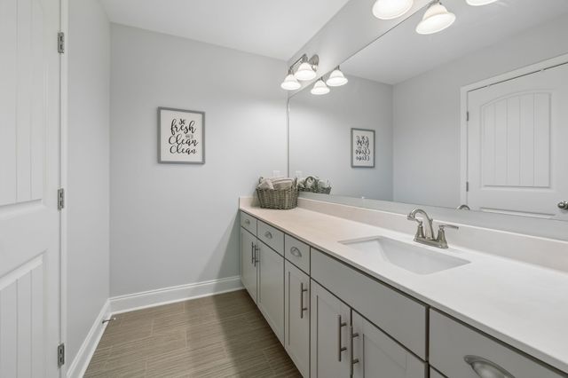 1009 Laurelwood Dr, Gallatin, TN 37066