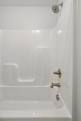 1009 Laurelwood Dr, Gallatin, TN 37066