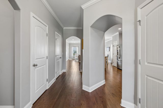 1009 Laurelwood Dr, Gallatin, TN 37066