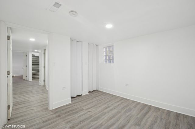 7049 S Damen Avenue, Chicago, IL 60636