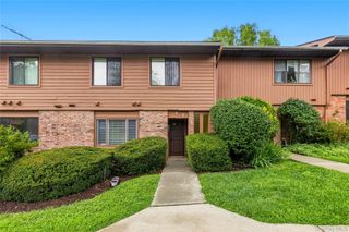 47 Coachlight Square, Montrose, NY 10548