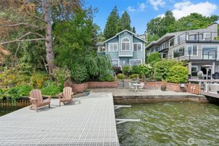 11728 Riviera Place NE, Seattle, WA 98125